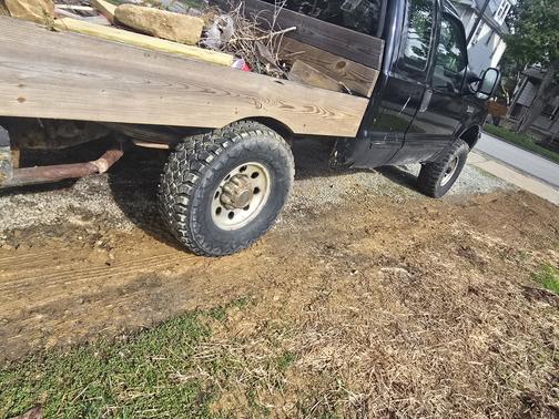 Black 2002 Ford F-250 XL SuperCab Super Duty