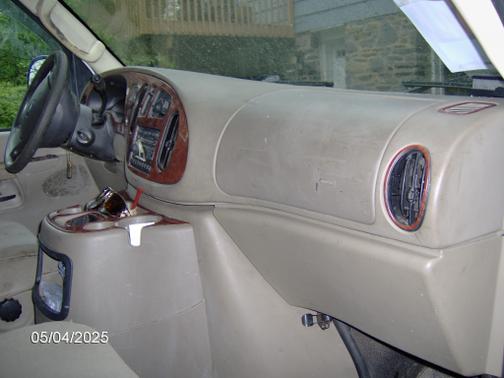 2005 Ford E350 Super Duty Base