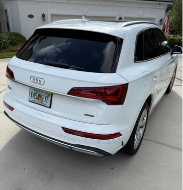 White 2021 Audi Q5 45 Prestige