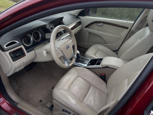 2013 Volvo XC70 T6 Premier Plus