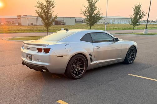 Silver 2010 Chevrolet Camaro 2SS
