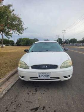 2004 Ford Taurus LX