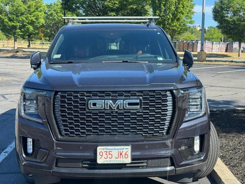 Blue 2023 GMC Yukon Denali Ultimate