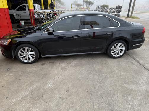 2018 Volkswagen Passat 2.0T SE