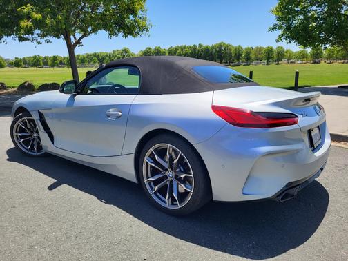 2022 BMW Z4 M40i