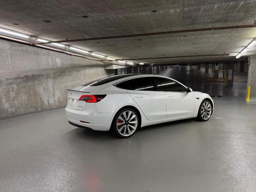 White 2018 Tesla Model 3 Performance
