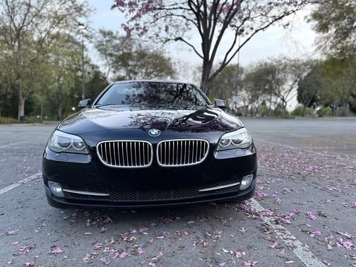 2013 BMW 528 i