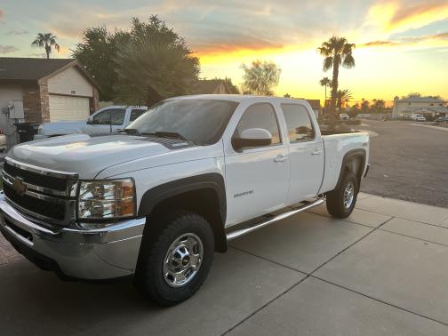 Photo 2 of 10 of 2012 Chevrolet Silverado 2500 Work Truck