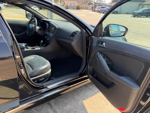 Black 2013 Kia Optima SXL