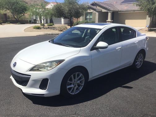White 2012 Mazda Mazda3 i Grand Touring