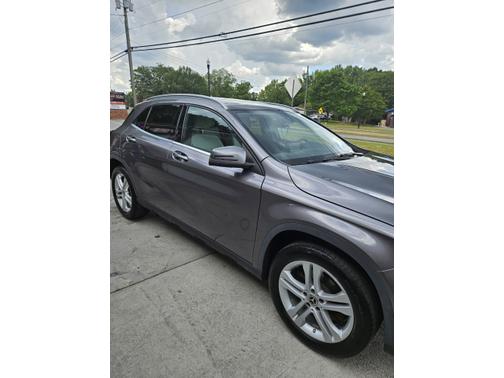 2017 Mercedes-Benz GLA 250 Base