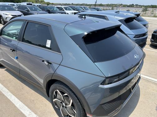2024 Hyundai IONIQ 5 SEL
