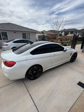 White 2015 BMW M4 Base