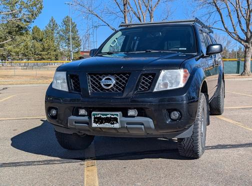 Black 2012 Nissan Frontier Pro-4X
