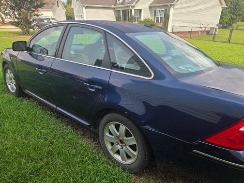 Blue 2007 Ford Five Hundred SEL