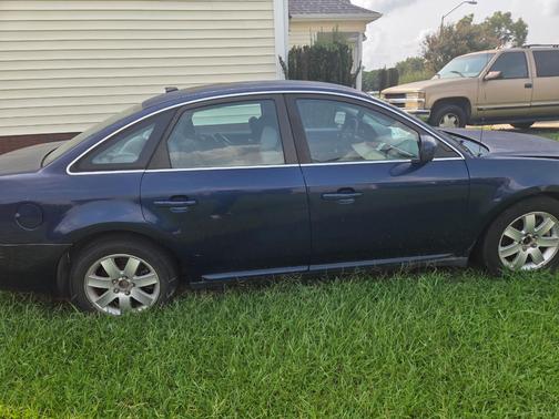 Blue 2007 Ford Five Hundred SEL