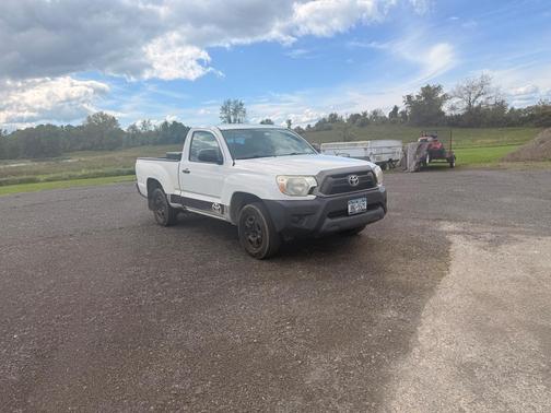 White 2012 Toyota Tacoma Base