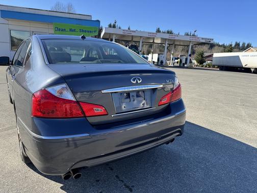 2008 INFINITI M35 x
