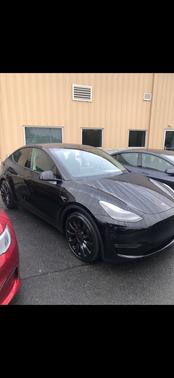Black 2023 Tesla Model Y Performance