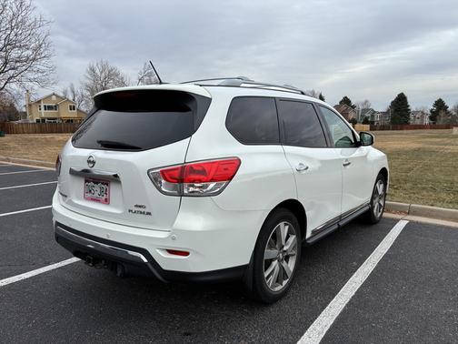 2013 Nissan Pathfinder Platinum