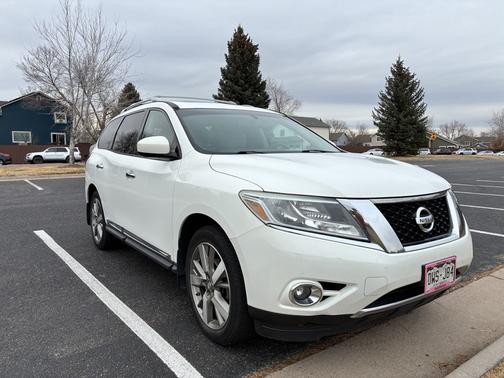 2013 Nissan Pathfinder Platinum