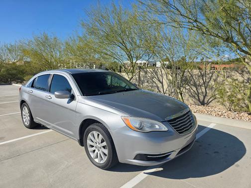 2013 Chrysler 200 Touring