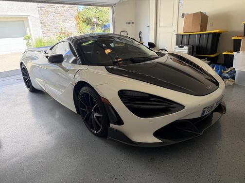 White 2019 McLaren 720S Luxury