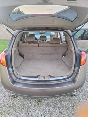 Gray 2010 Nissan Murano SL