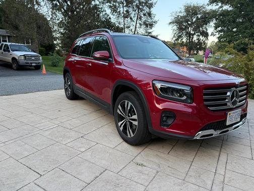 Red 2025 Mercedes-Benz GLB 250 4MATIC