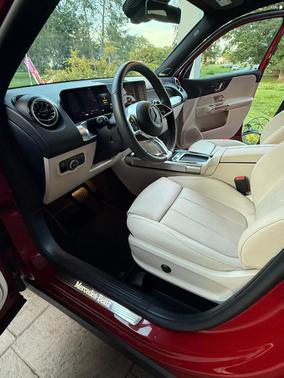 Red 2025 Mercedes-Benz GLB 250 4MATIC