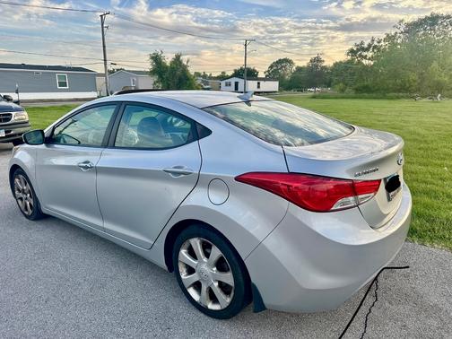 Silver 2013 Hyundai ELANTRA Limited