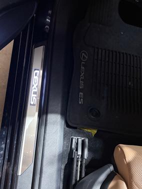 2023 Lexus ES 300h Luxury