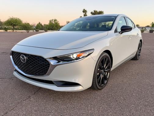 White 2024 Mazda Mazda3 2.5 S Select Sport