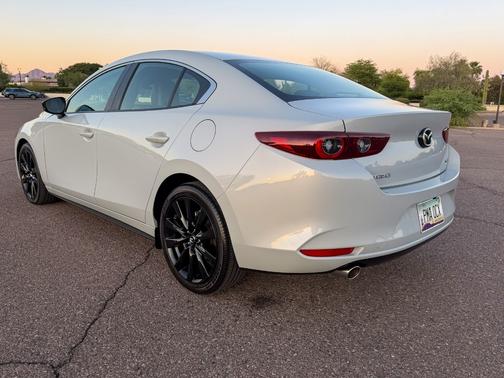 White 2024 Mazda Mazda3 2.5 S Select Sport