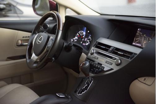 Photo 4 of 5 of 2013 Lexus RX 350 Base