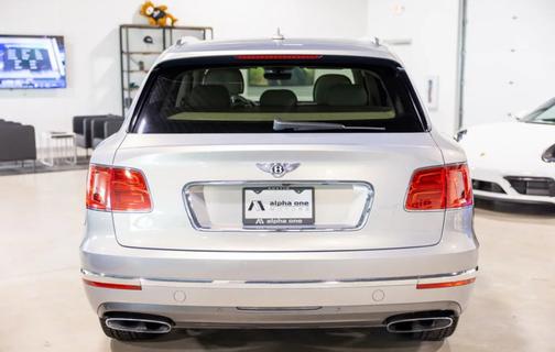 2018 Bentley Bentayga Onyx Edition