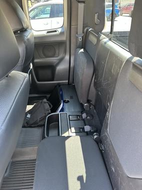 2016 Toyota Tacoma SR5
