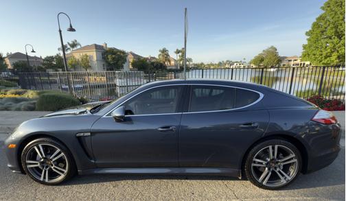 2013 Porsche Panamera S