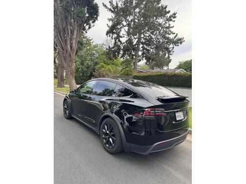 2023 Tesla Model X Base