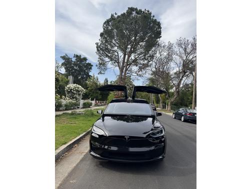 2023 Tesla Model X Base