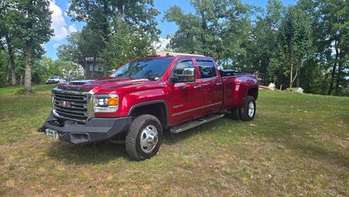 Red 2018 GMC Sierra 3500 SLT