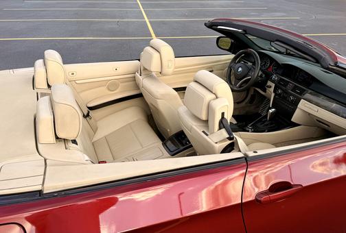 2011 BMW 335 i