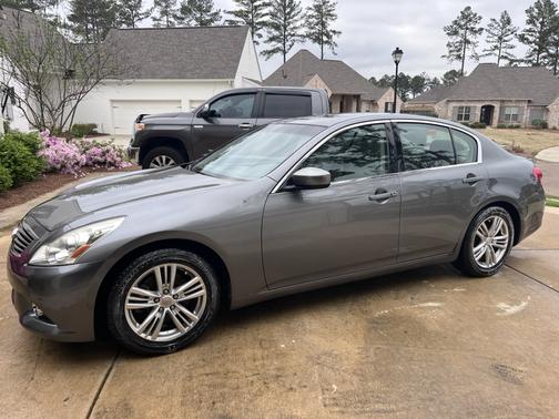 2011 INFINITI G37 Journey