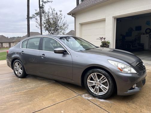 2011 INFINITI G37 Journey