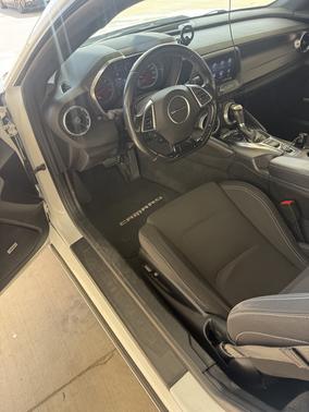 White 2020 Chevrolet Camaro LT1
