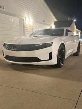 White 2020 Chevrolet Camaro LT1