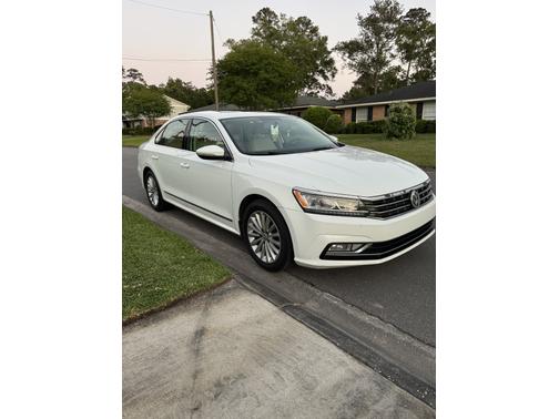 2016 Volkswagen Passat 1.8T SE