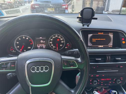 2012 Audi Q5 2.0T Premium Plus