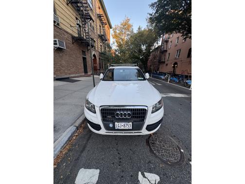 2012 Audi Q5 2.0T Premium Plus
