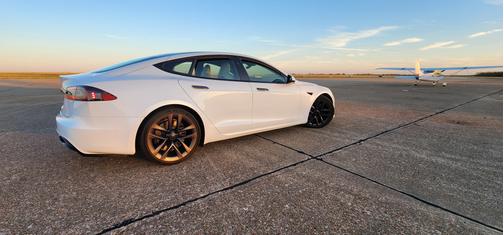 2021 Tesla Model S Long Range